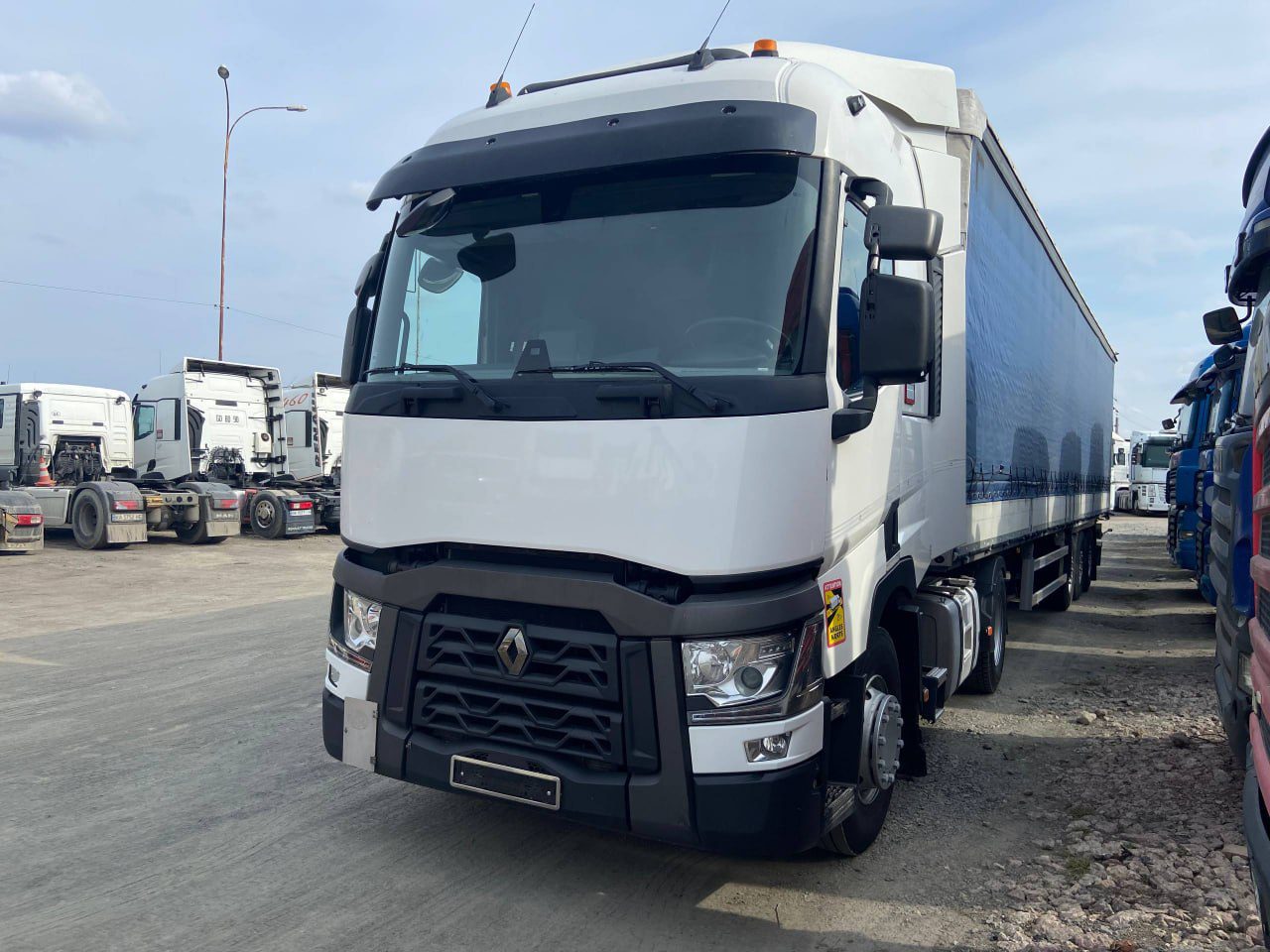 Renault T 480
