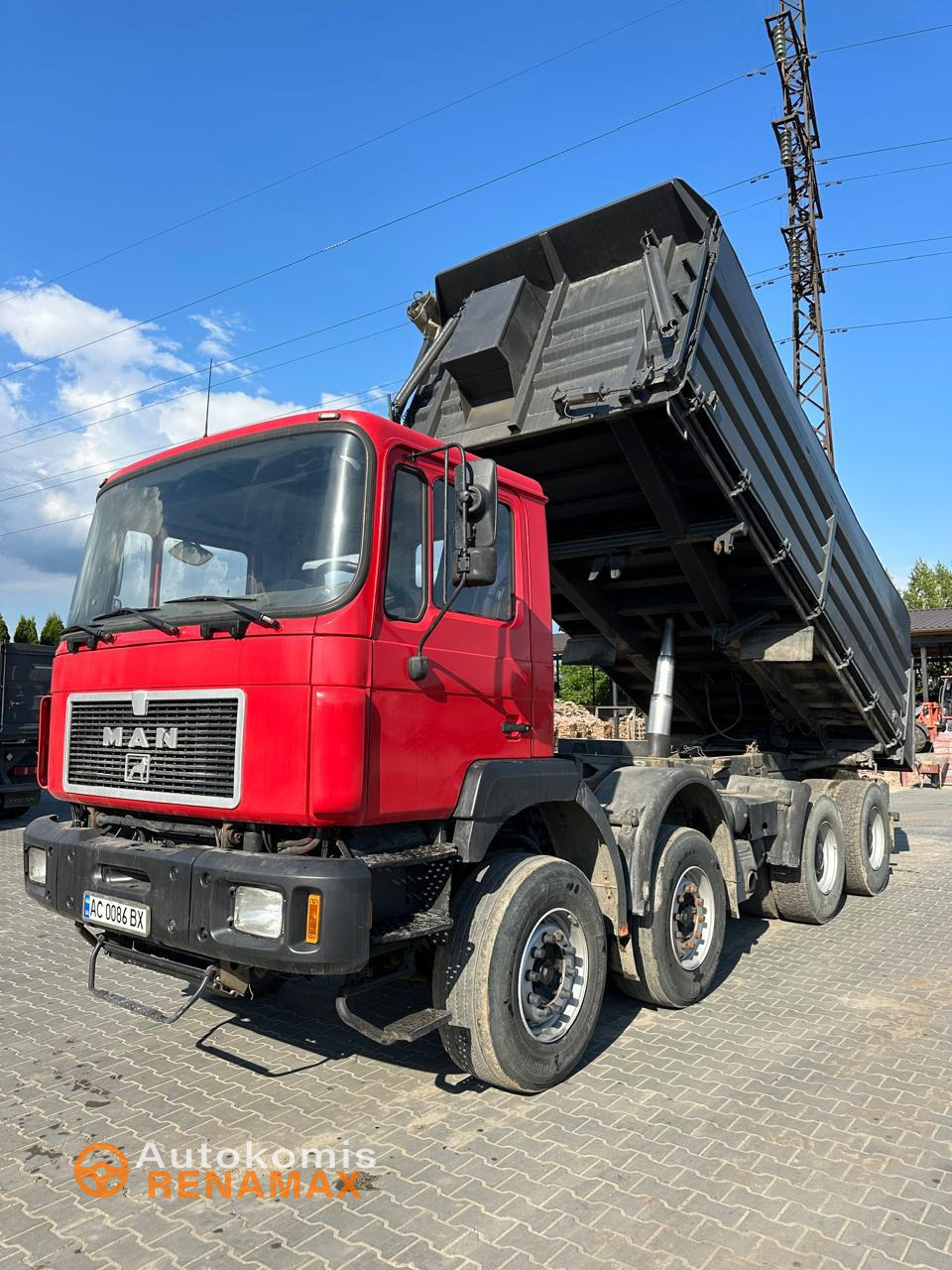Самоскид MAN Comandor F2000