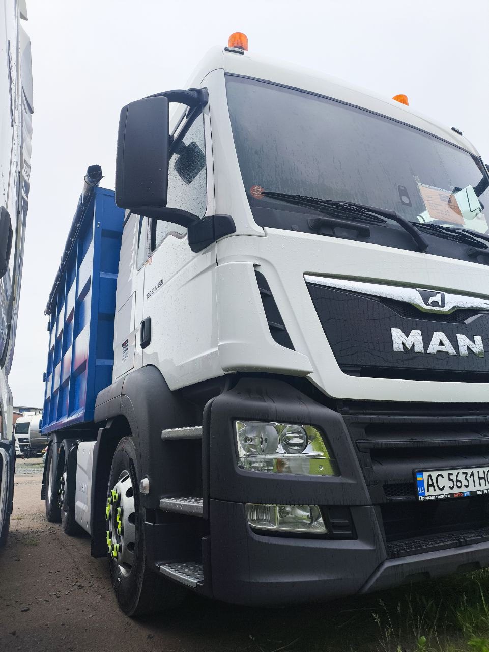 Самоскид MAN TGS 24.460